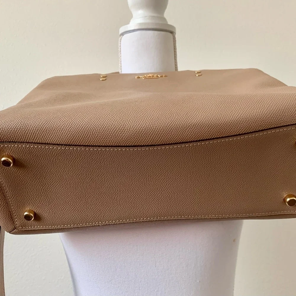 Coach Handbag Lily Carriall Cross Gray Shoulder Bag